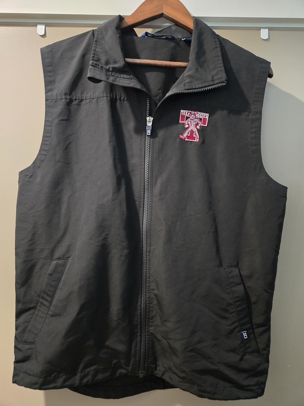 Cutter & Buck Texas A&M Aggies Men’s Small Black Full Zip Vest
